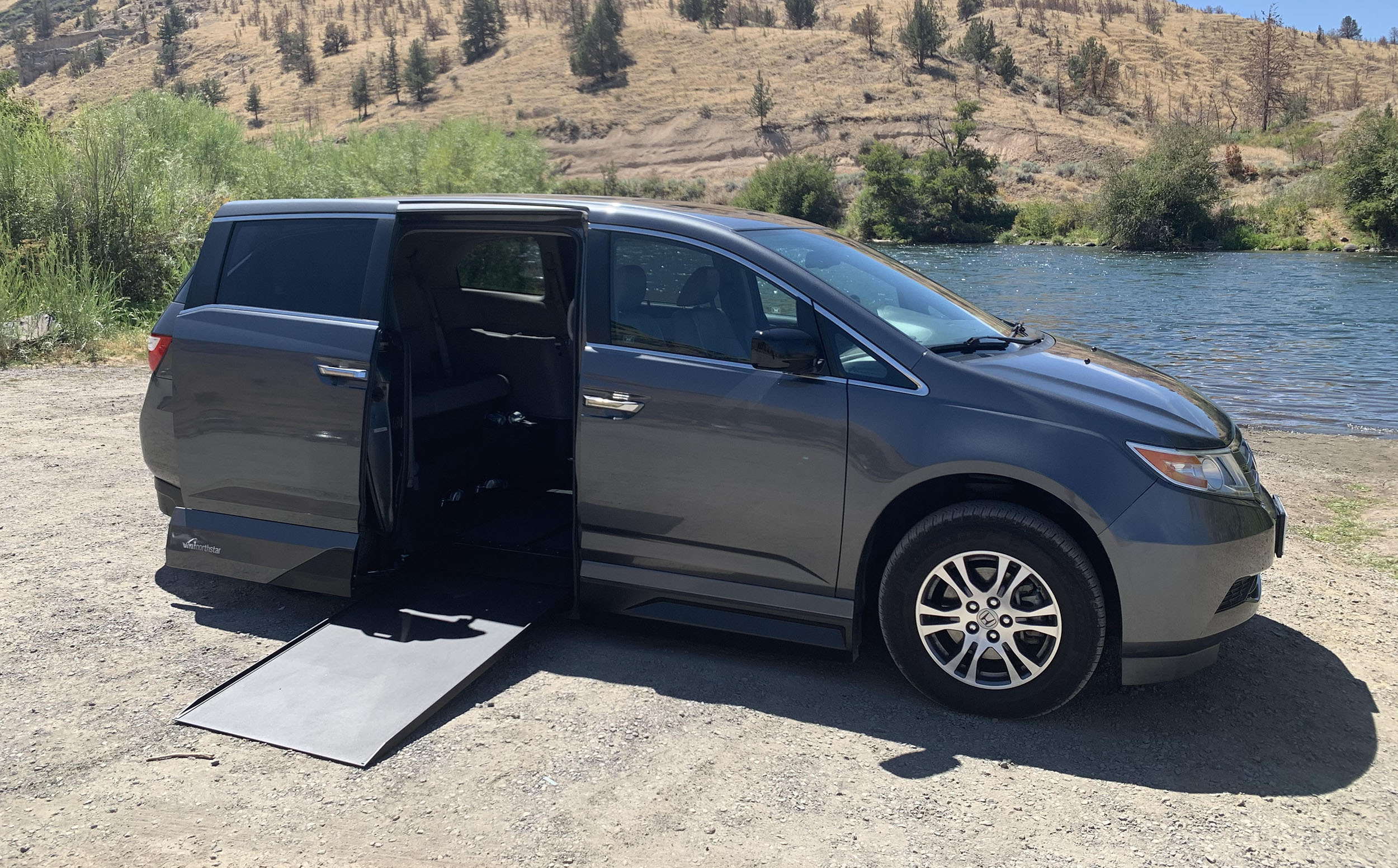 handicap accessible honda odyssey